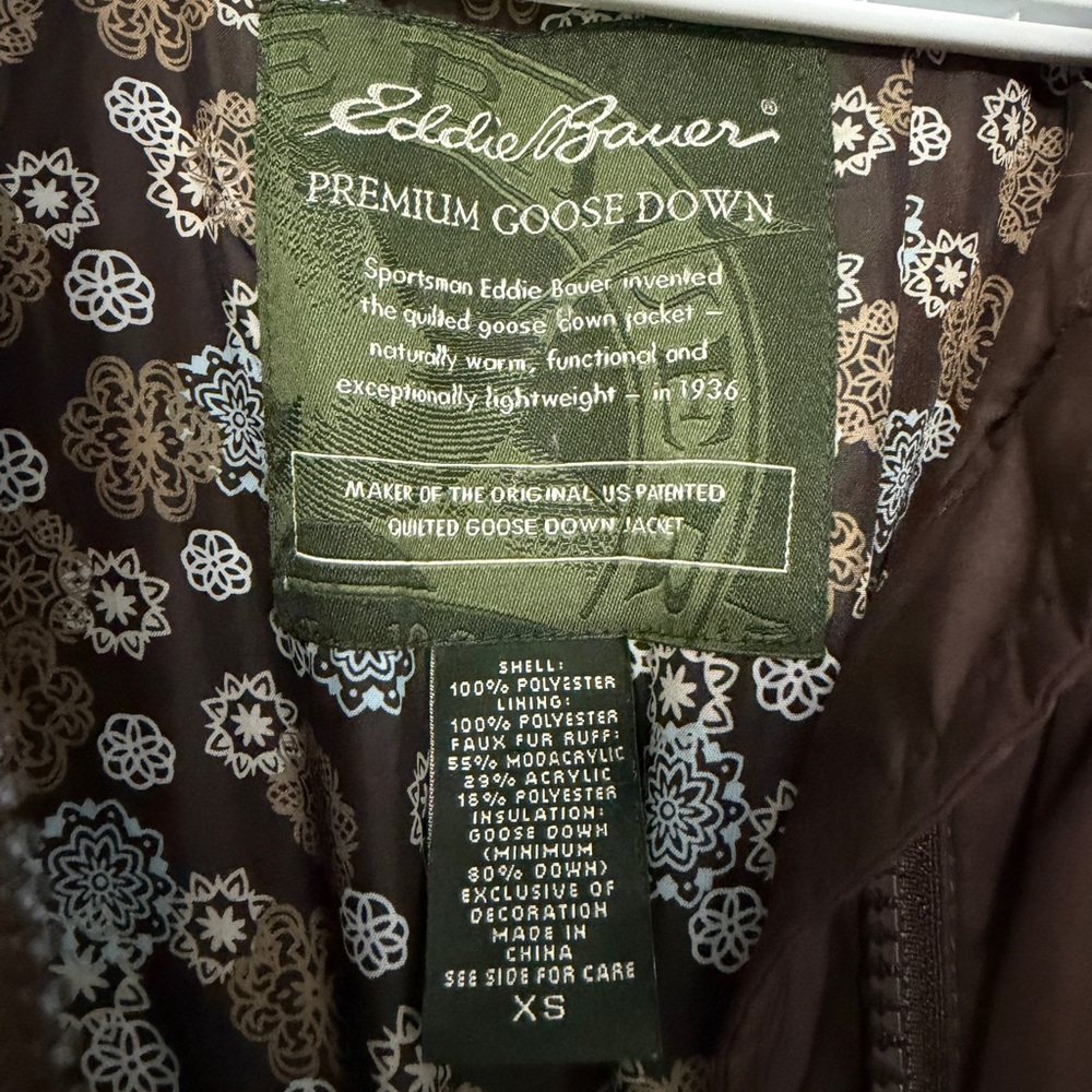 Eddie Bauer Women's Premium Goose Down Parka - Picture 2 of 9